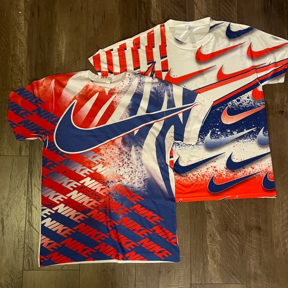 Nike Red and Blue Graphic T-Shirt bundle - both size M - Picture 1 of 8